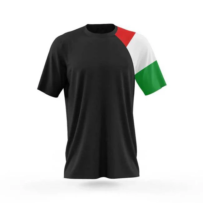 4-5 T shirts - Image 1
